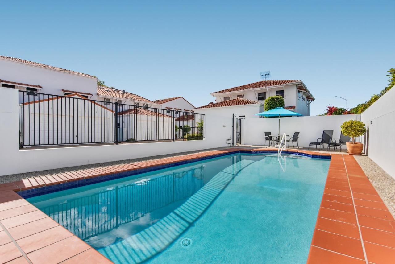 נוסוויל Villa Aqua מראה חיצוני תמונה