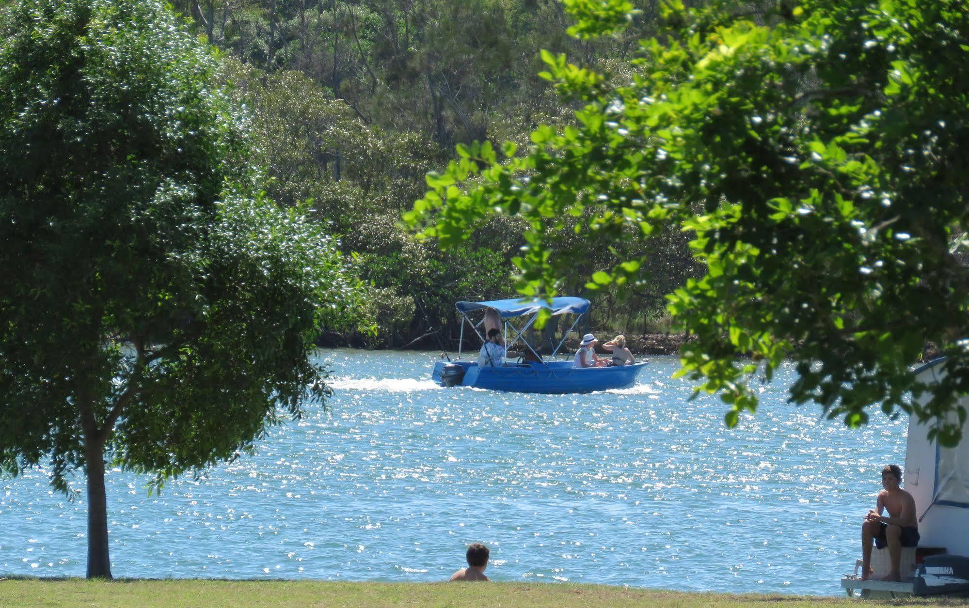 נוסוויל Villa Aqua מראה חיצוני תמונה